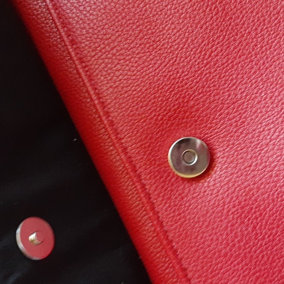 Purse/Crossbody - Picture 3 of 4